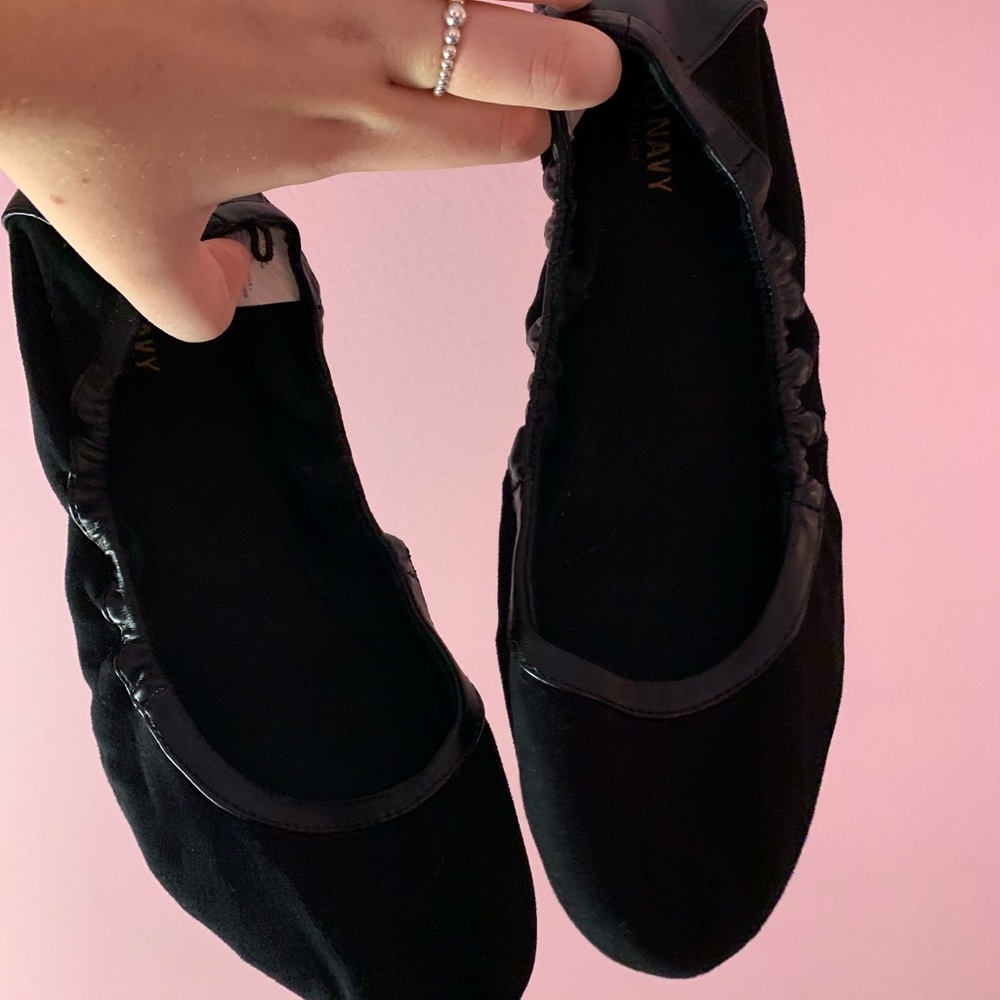Black flats